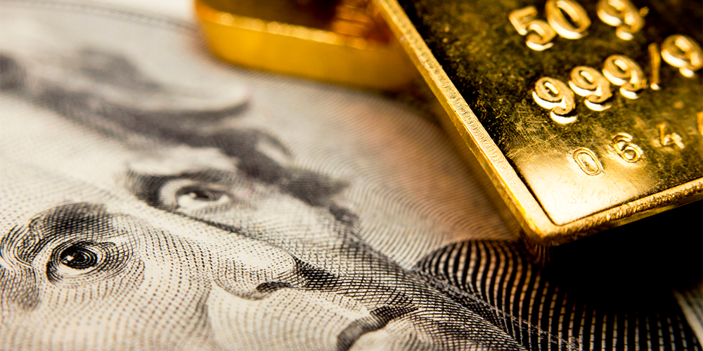Piles de lingots d'or dans un coffre-fort, représentant la diversification des réserves des banques centrales. (omfif.org)