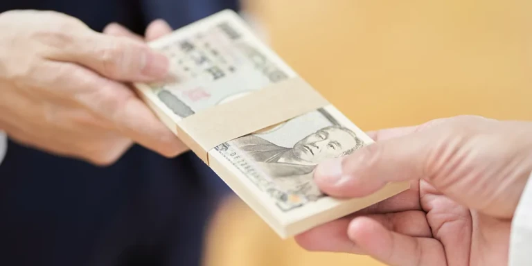 Japan's yen intervention and unusual US support